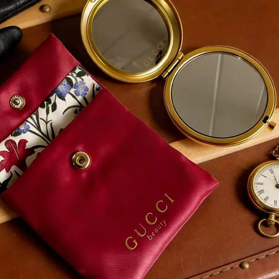 Gucci Gucci’s bag Classic Floral Pattern Portable Compact Hand Mirror For Makeup Touch Up Easy To Store In Bag Luxury Fashion Bi