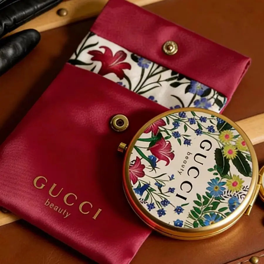 Gucci Gucci’s bag Classic Floral Pattern Portable Compact Hand Mirror For Makeup Touch Up Easy To Store In Bag Luxury Fashion Bi